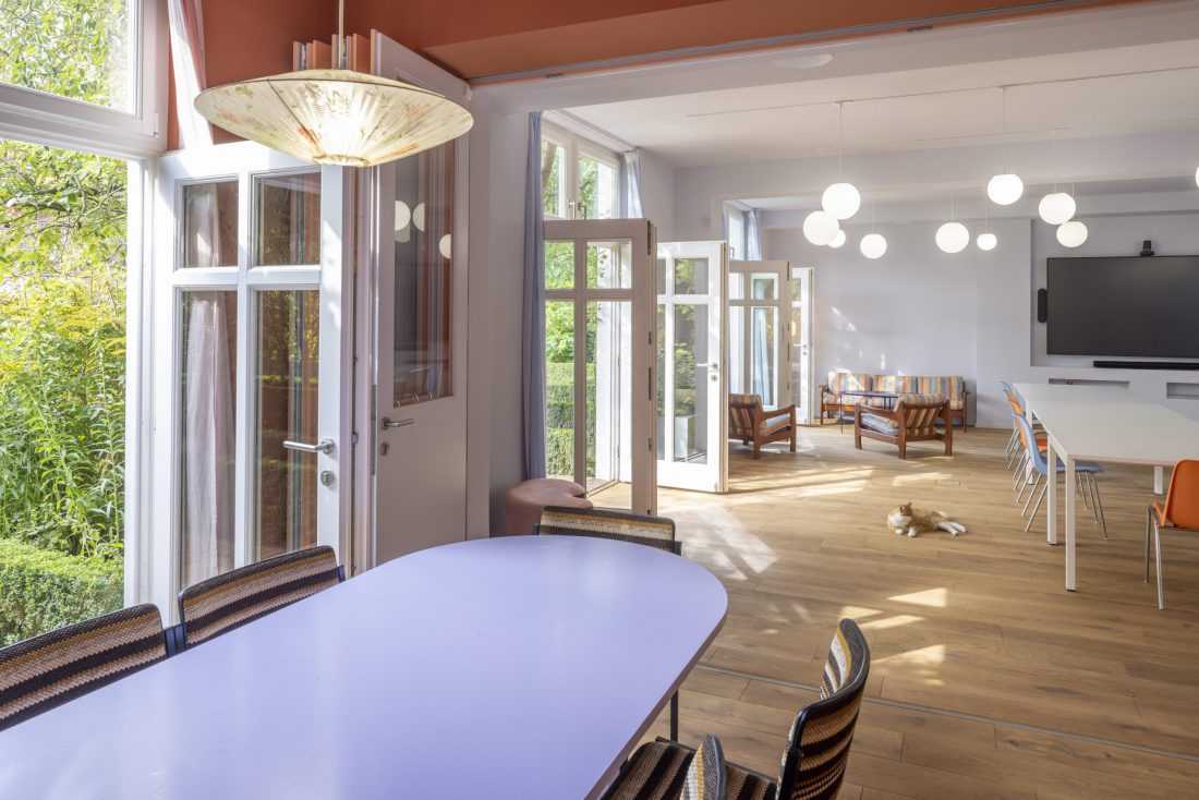 Copyright© Roland Horn Salon Brando